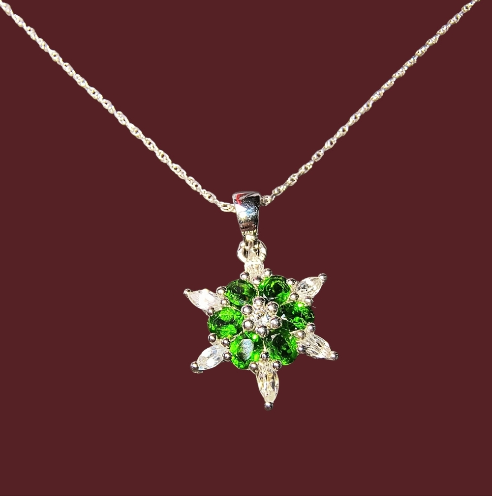 Chrome Diopside, White Topaz & Sterling Silver Pendant Necklace Brand New